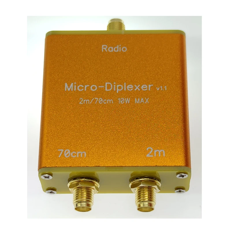 Vue de face du duplexeur 10W V/U pour radioamateur, montrant les connecteurs SO-239 et le marquage des bandes 2M/70CM.
