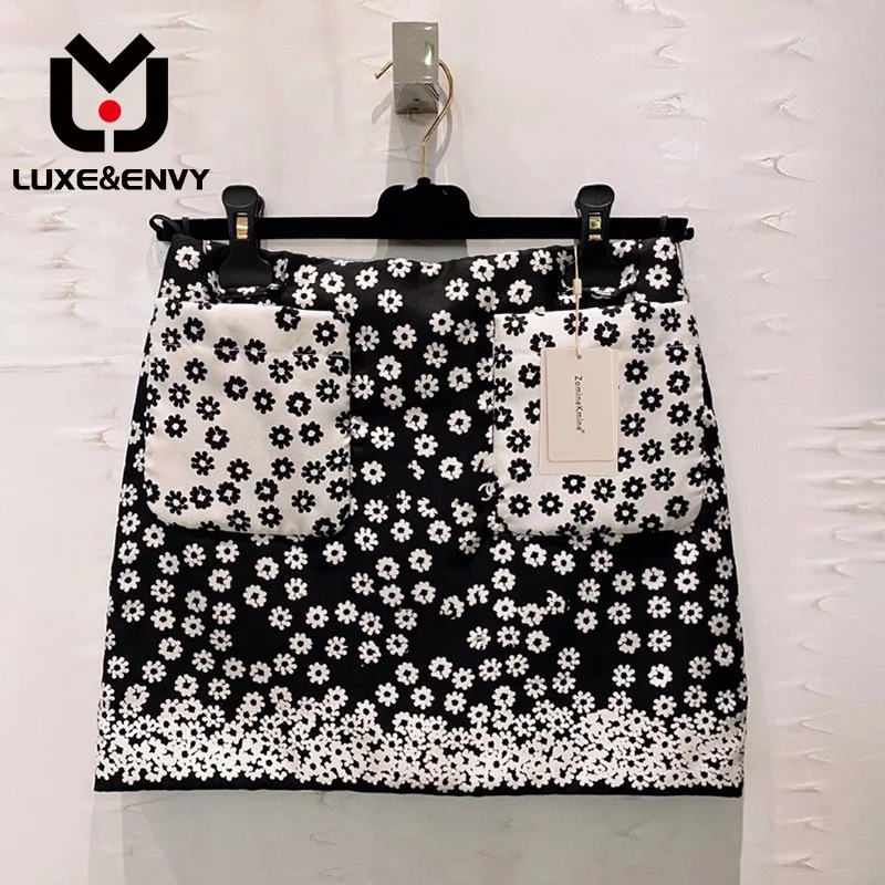 

LUXE&ENVY Fragmented Flower French Half Skirt Women's Style Wrap Hip Skirt Versatile Slim Short Skirt Trend 2023 Summer New