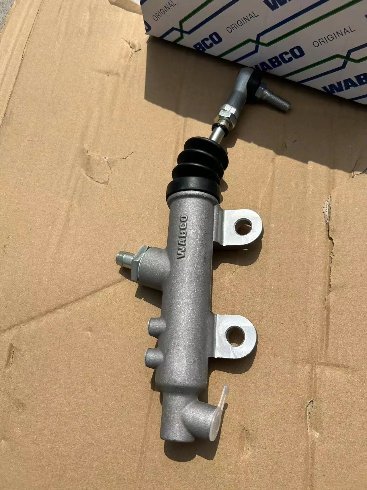 

4700530300 Clutch Master Cylinder KAMAZ 5490 54901 6580