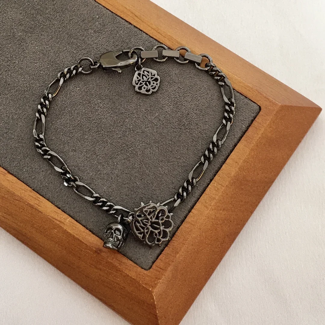 

New Personalized Punk Style Fashionable and Elegant Dark Bracelet for Women