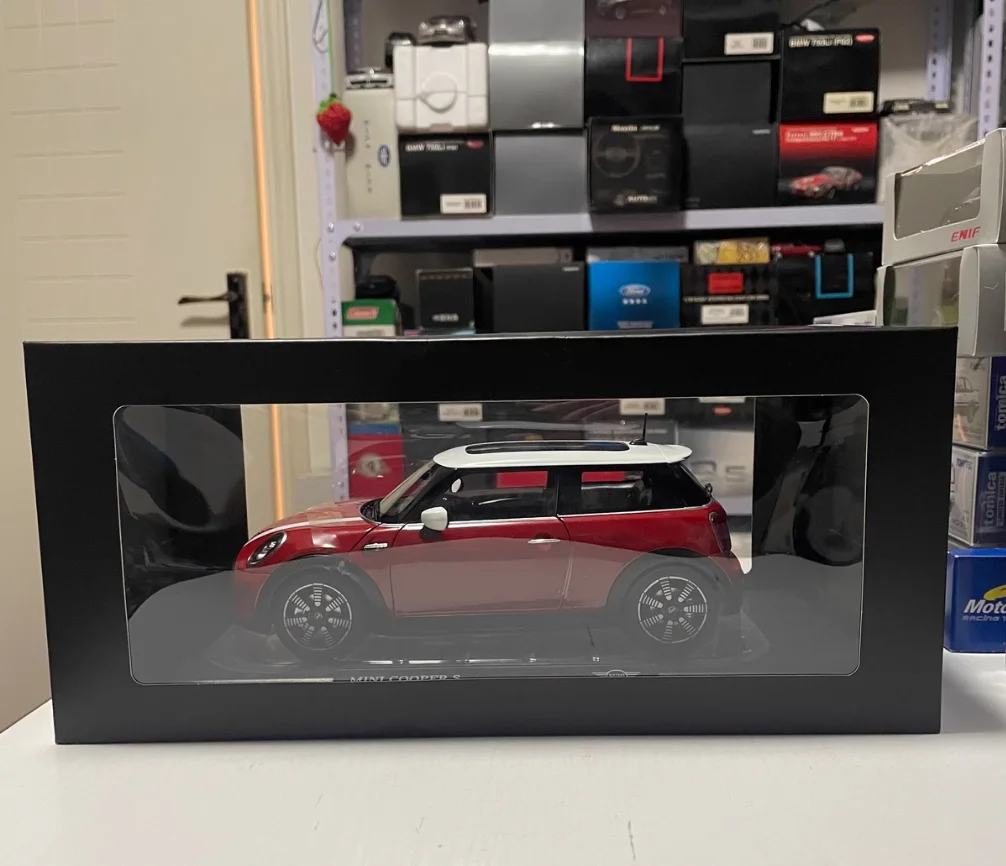 S4e4502242f41473db73490579e3d1dde3