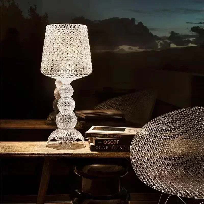 Lampe LED autoportante en acrylique, design moderne amissié, luminaire décoratif d'intérieur, idéal pour un salon, une chambre à coucher ou un hôtel, Lam138