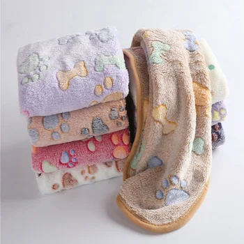 Soft Pet Puppy Blanket High Quality Flannel Dog Sleeping Blanket Paw Print Pattern Cartoon Pet Warm Comfortable Blanket Cat Mat
