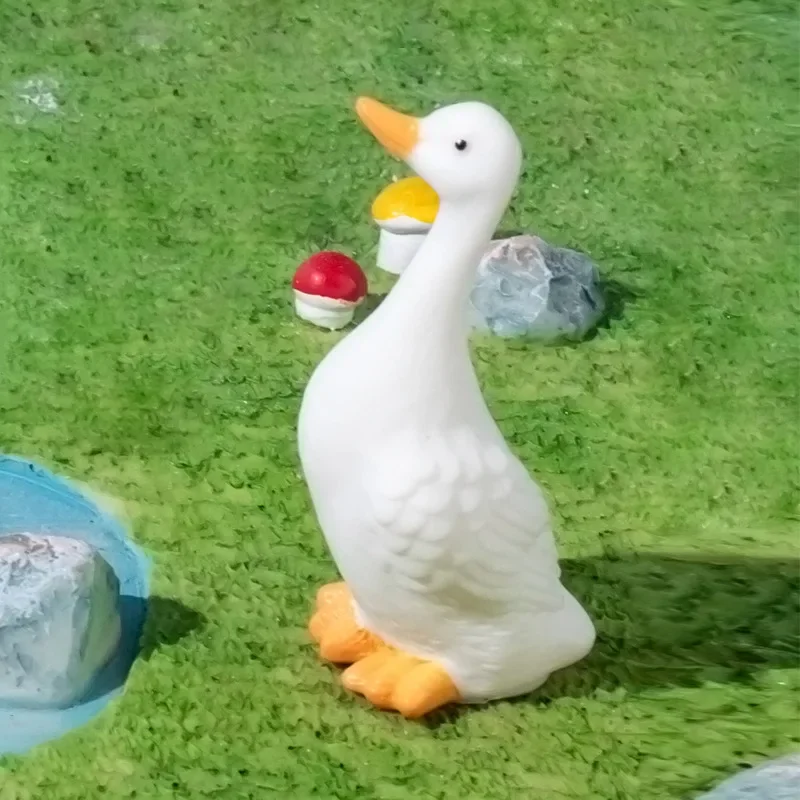Cute Duck Figurine Miniatures Resin Home Decor Kawaii Desk Garden Accessories Decoration Crafts