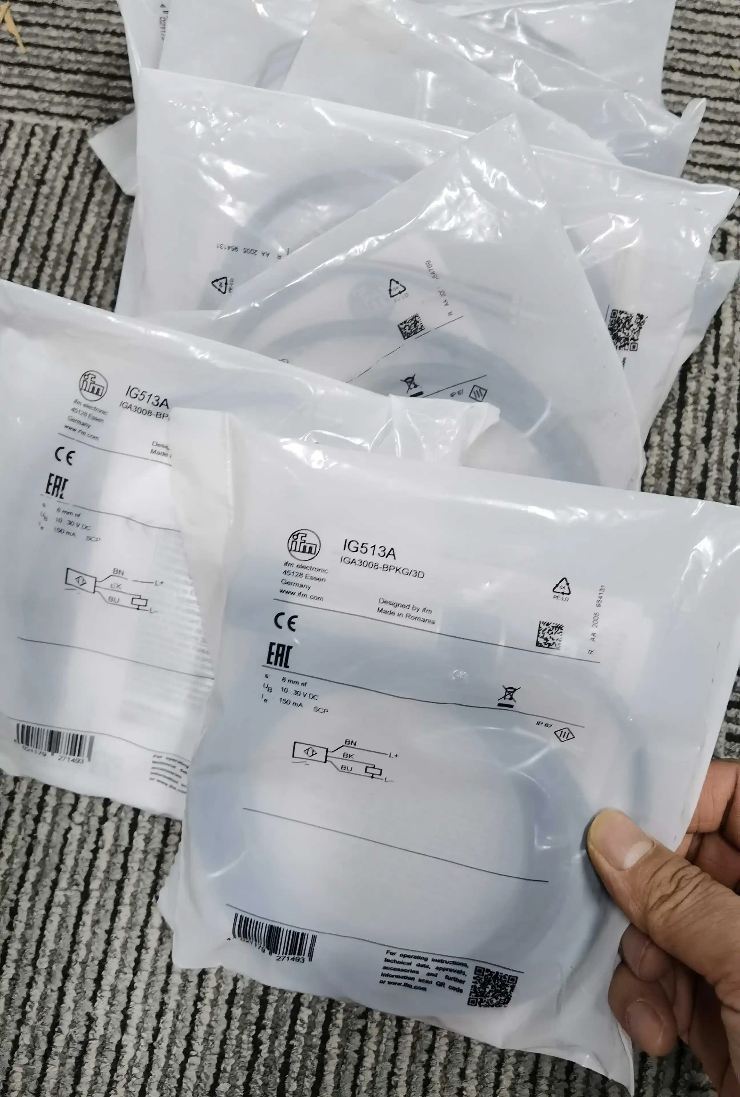 

IG513A IG517A sensor stock