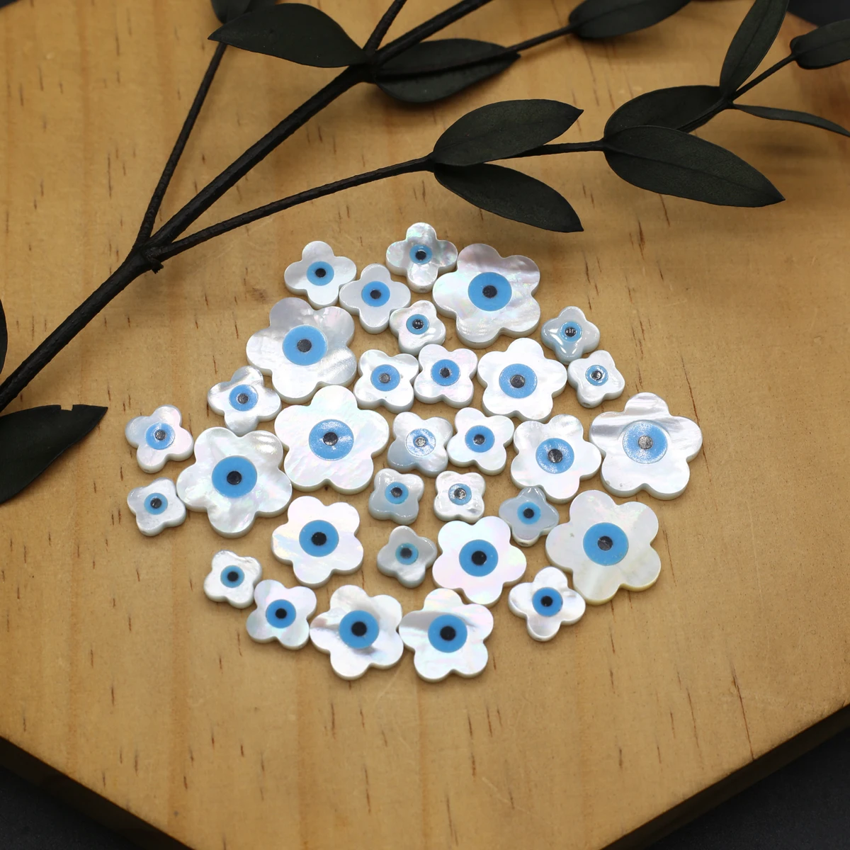 20Pcs Blue Demon Eyes Beads Natural Shell Evil Eye Flower Shape Beads Handmade Jewelry Making Bracelet Necklace Charms
