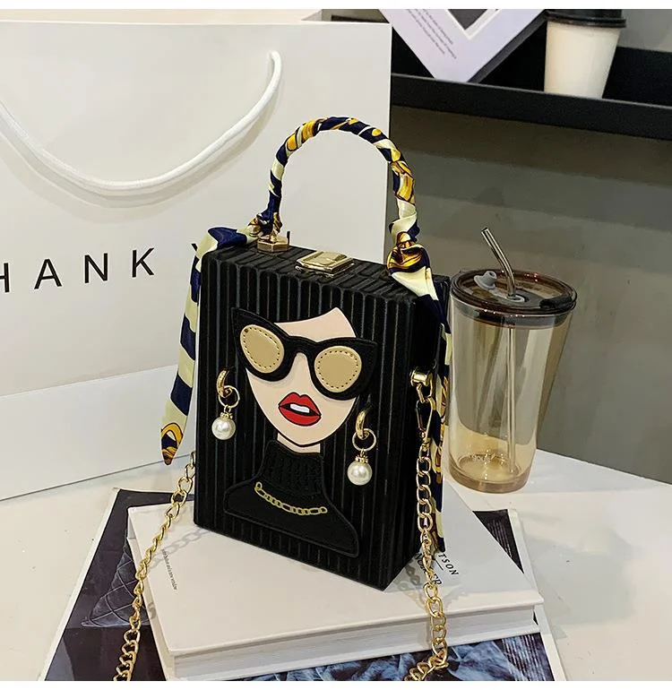 Damen Umhängetasche In Boxform Graffiti Retro Handytasche Kette_voghion.com