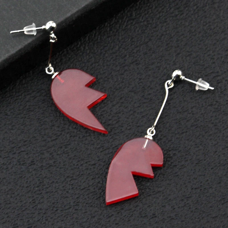 JOJOS Bizarre Adventure Anime Jean Pierre Polnareff Broken Heart Drop Earrings Cosplay Jewelry for Women Gift drop earrings anime earrings