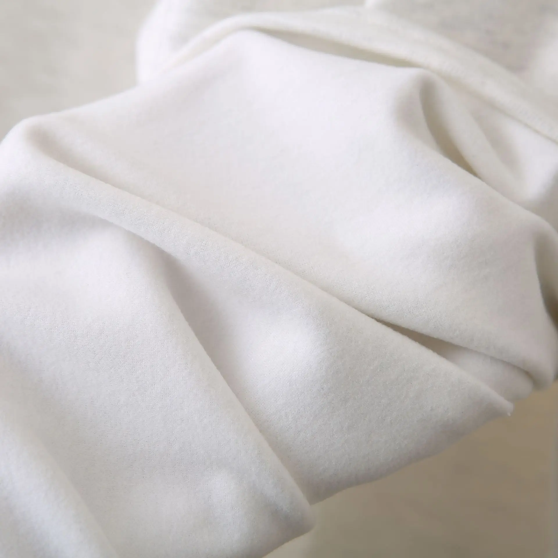 XXXXL Fashion Plus Size Women's T-Shirt New Autumn And Winter waist-cinching Fleece Warm Casual round-neck Tops 9689