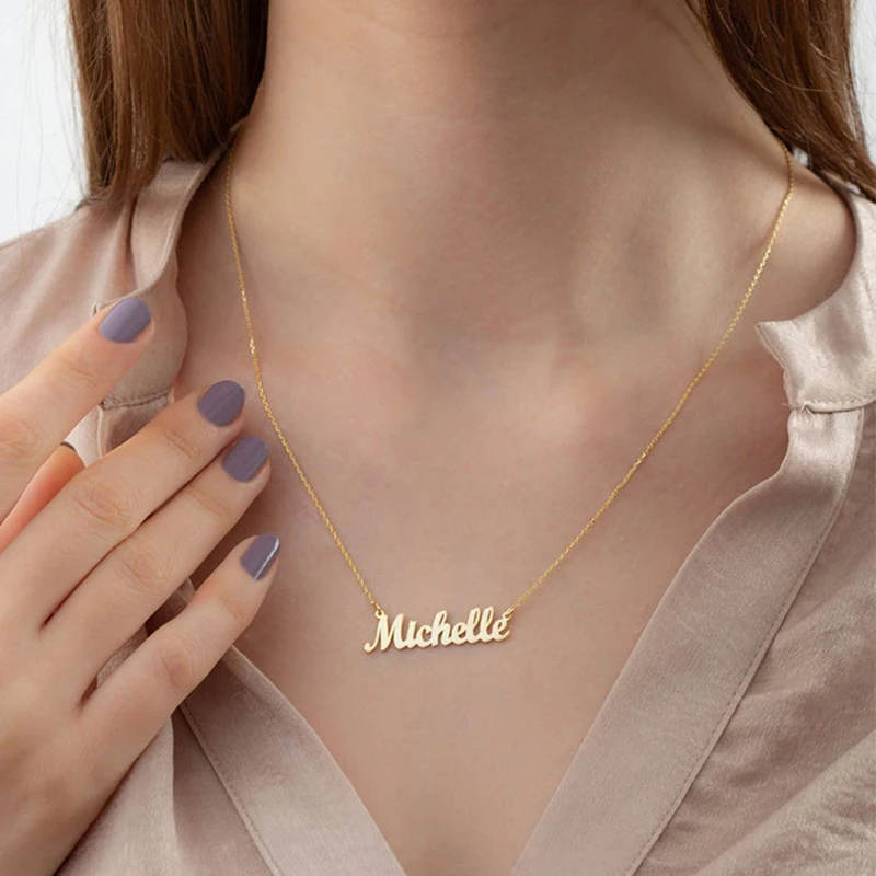 Prive Custom Roestvrij Staal Naam Ketting Gepersonaliseerde Letter Gouden Hanger Ketting Mode Geschenken Voor Mannen En Vrouwen