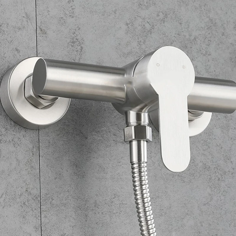 ก๊อกน้ําอ่างล้างหน้าห้องน้ําสแตนเลสเดี่ยวจับก๊อกน้ําอ่างล้างจานเย็นและน้ําร้อนผสมอ่างอาบน้ําแตะพร้อมชุดฝักบัว 1