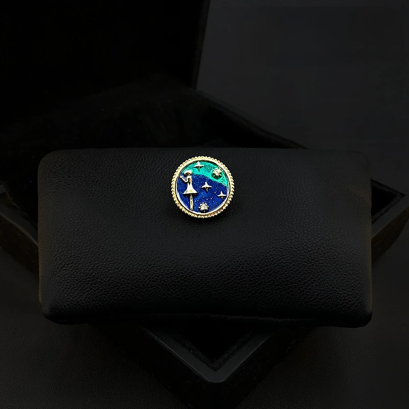 

Starry Sky Wish Brooch Anti-Exposure Buckle Summer Chest Collar Brooch Seamless Magnet Suction Clasp Fixed Clothes Artifact Pins