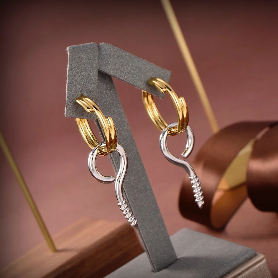 2022 Brand Trend Screw Earring Counter Consistent Brass Plating Dating Daily Wear Versatile Exquisite Banquet