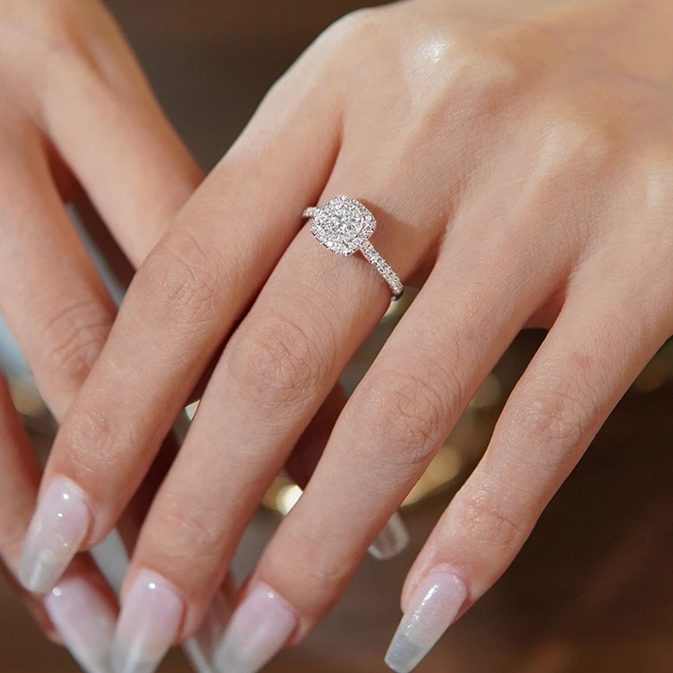 Рисунок 5 - Кольцо обручальное женское из серебра