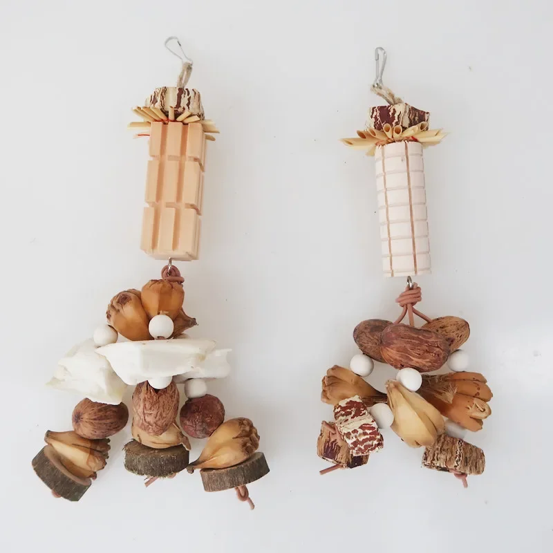 Jaula tejida De mimbre De bambú Natural para mascotas, juguetes para masticar pájaros, jaula para loros, artículos De decoración colgantes para animales