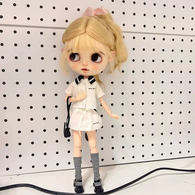 Blythe doll clothing new white shirt+white half skirt short skirt+ 