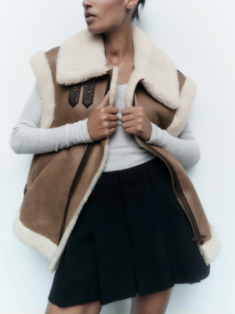 

Autumn Winter 2023 New Women's Stylish Retro Casual Lapel Zipper Pocket Trim Loose Quality Heavy Suede Lamb Chic Vest Coat