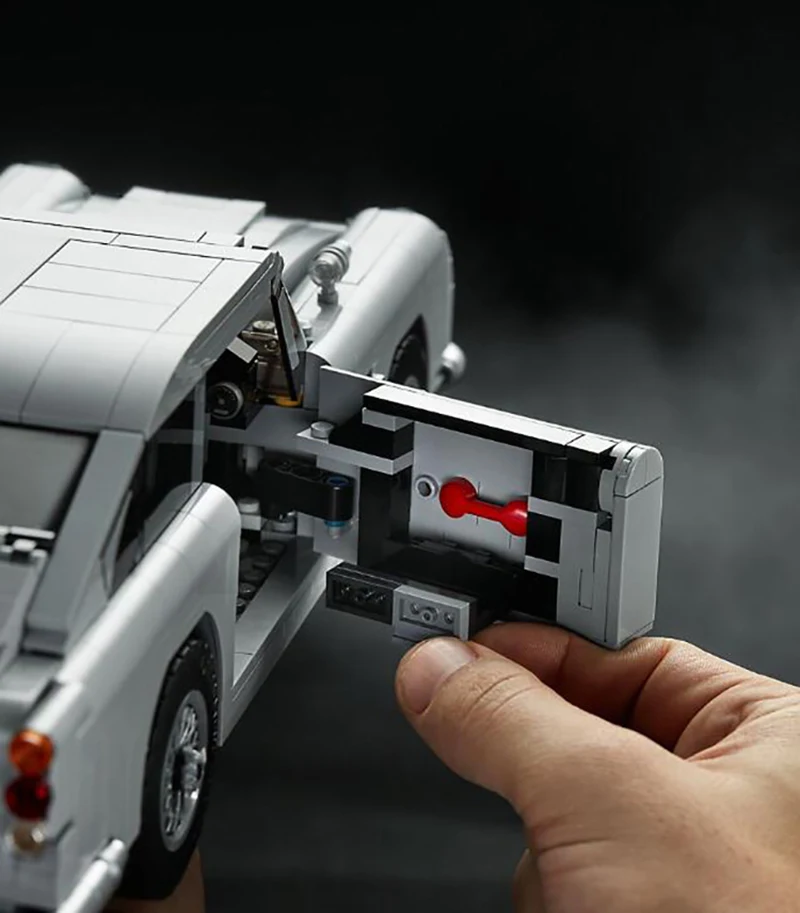 Lego Technic Aston Martin DB5 James Bond 007