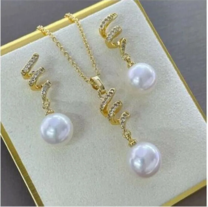 

New Giant AAAA 8-9mm Natural Gold South Sea Pearl Pendant Earring Set 18 "925s