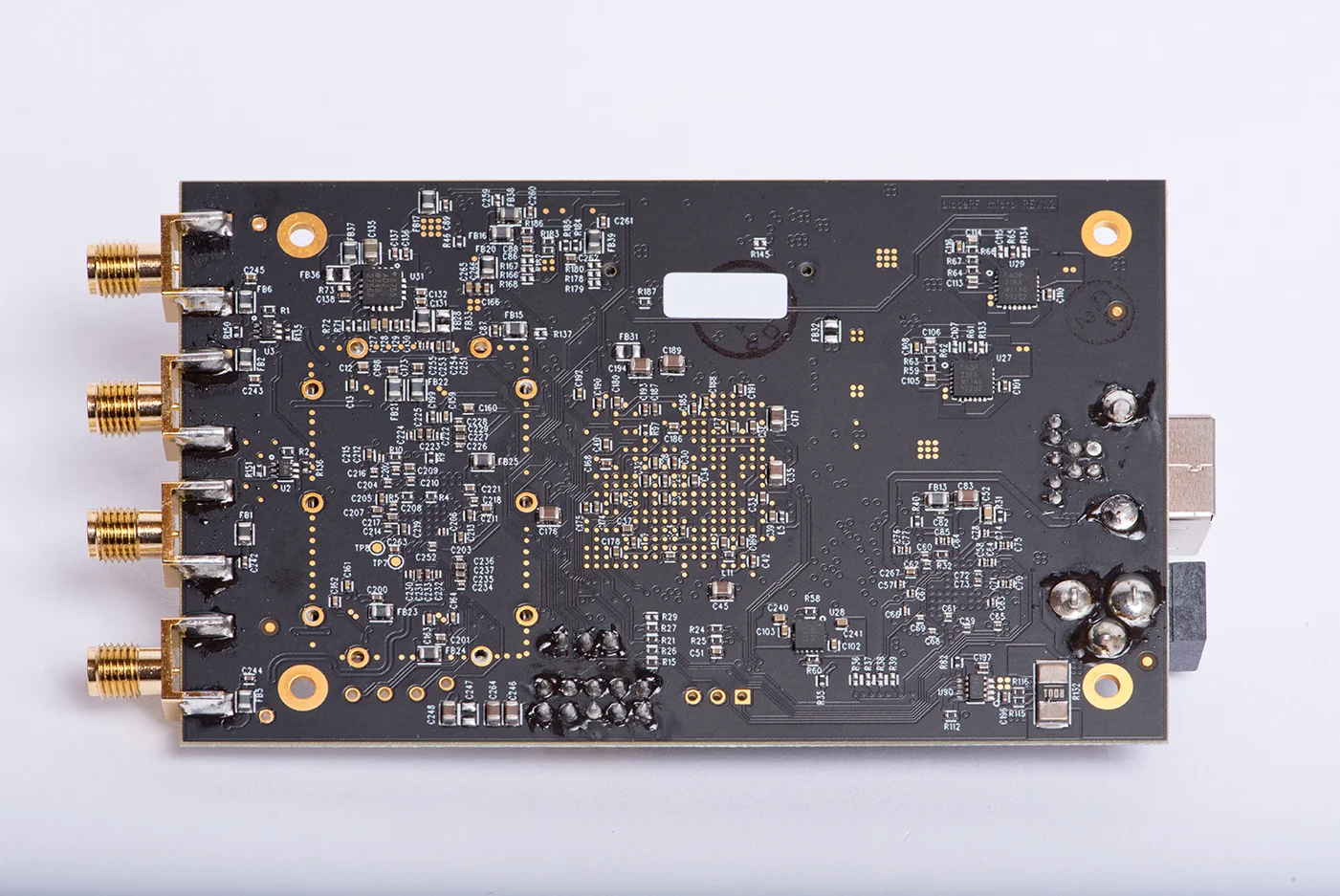 BladeRF 2.0 Micro xA4 Ʈ  