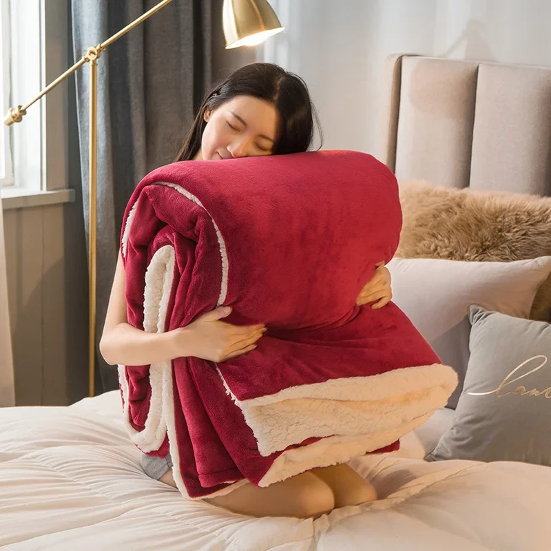 

Throw Blanket Keep Warm Winter Bed Blankets Double Sided Queen Duvet Cover Camping Double Bed Cover Bedspread on the bed