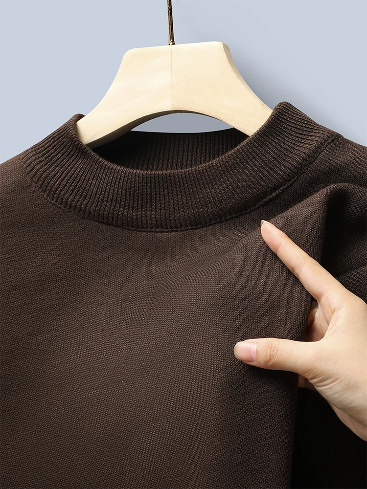 סוודר צווארון גבוה חורף חדש עבה לגברים סוודרים קז'ואליים בצבע אחיד איכותיים חמים סוודרים צמודים לגברים