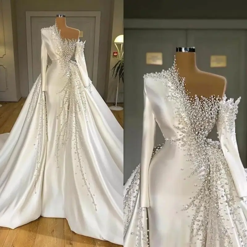

Gorgerous Full Handwork Pearls Mermaid Wedding Dresses with Detaachable Train Satin Long Sleeves Bridal Gowns