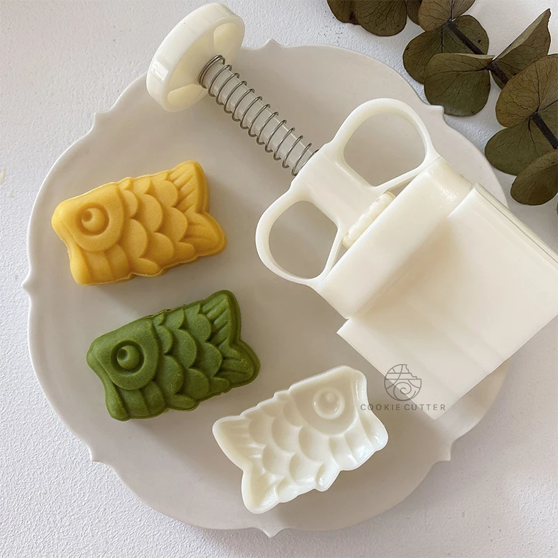 

50-63g Fish Green Bean Cake Mooncake Mould Hand Pressure Home DIY Chocolate Dessert Pastry Baking Mold ABS Plastic Kitchen Tools