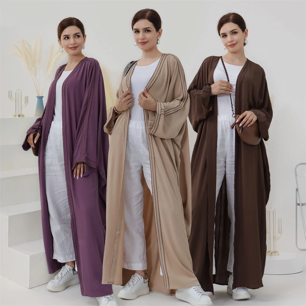 

Abaya мусульманский Дубай вышитые края рукава летучая мышь гофрированная ткань мусульманская одежда Хиджаб Женский кафтан Повседневный Рамадан ИД