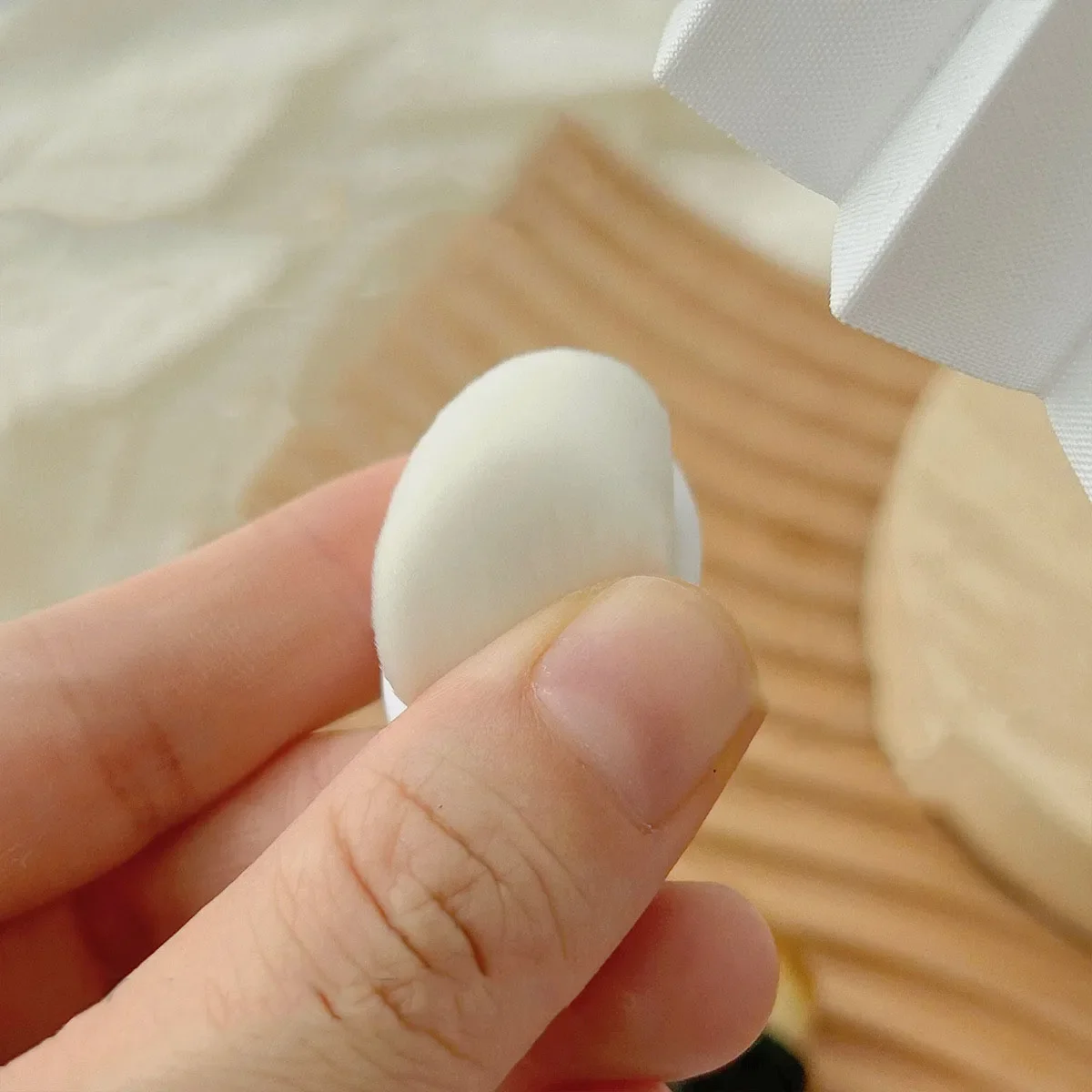 Description Picture 4 of itemNail Art Brush Remove Nail Dust Ring-shaped Brush Powder Cleaning Tool Beauty Makeup Brushes Manicure