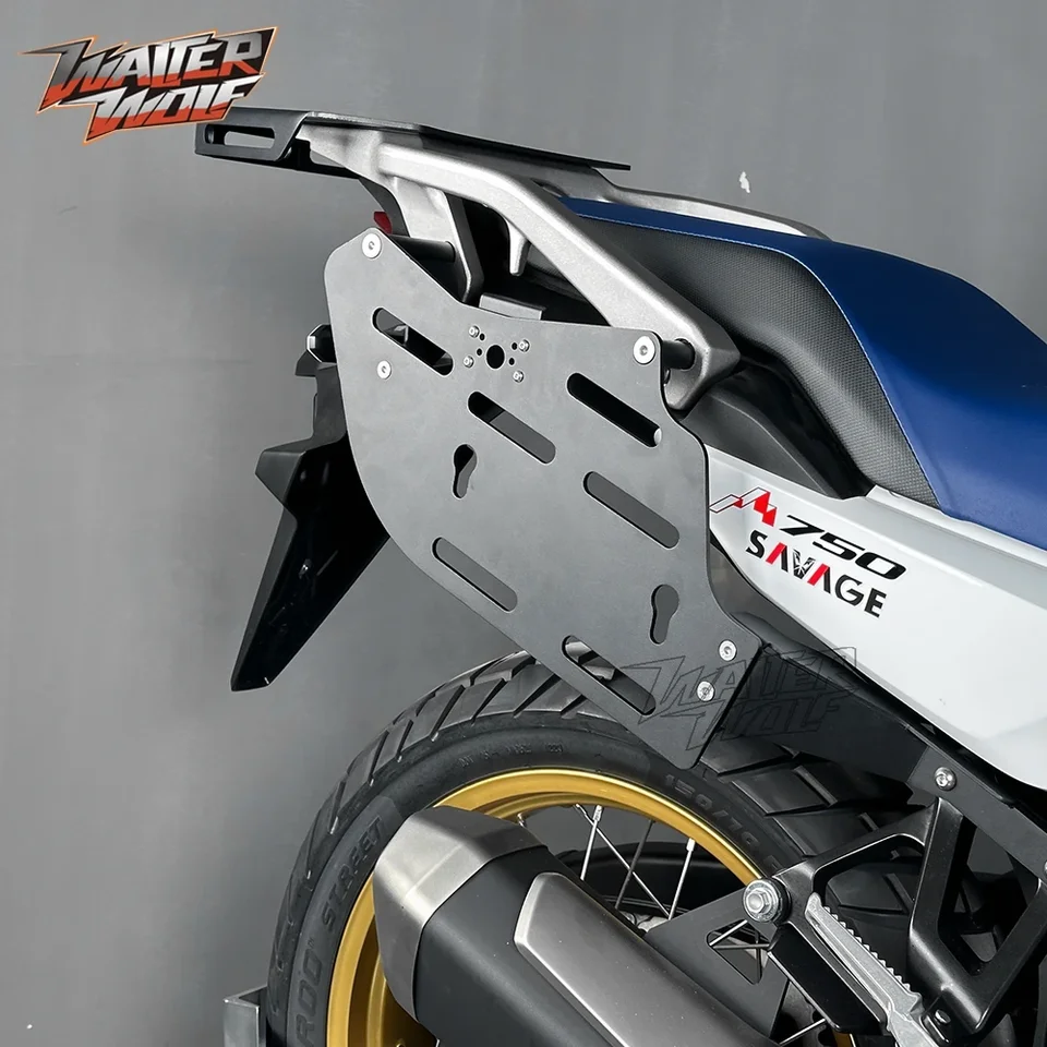 に適合するXL750 トランスアルプ 750 2023-2025用リアラゲッジ