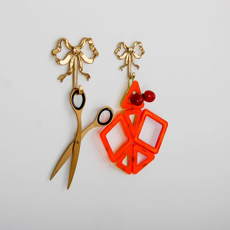 Nordic Retro Clothes Hook Bedroom Porch Bathroom Wall Decoration Solid Brass Bow Shape