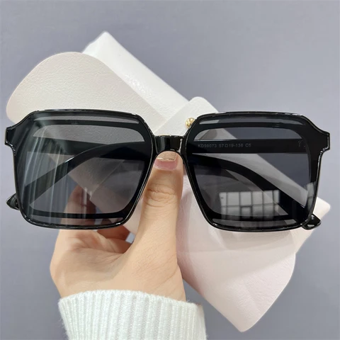Retro Square Frame Sunglasses Anti-UV Travel Sun Visor Ladies Vintage Women Large Frame Sun Glasses UV400 Shades Black