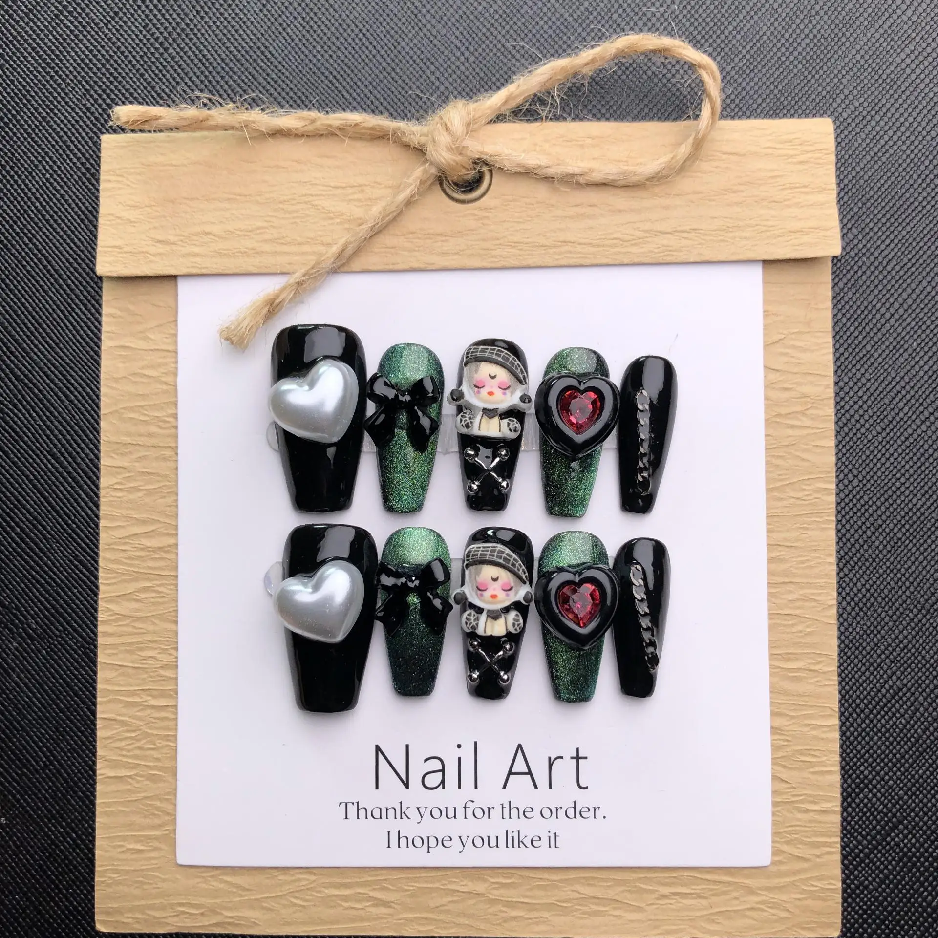 

10pcs Handmade Dark Girl Heart Bow Gothic Removable Customizable Size Wear Nail Art Y2K Cool Girl Fake Nails Nail Patch
