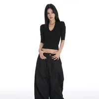 T-shirt court noir Y2K pour femme, col en V, épaules tombantes, manches courtes, coupe slim, décontracté, unique, pour l'été, vêtements Pro Choice pour femme 4