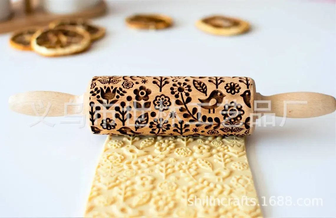 Description Picture 2 of itemFlower Print Christmas Rolling Pin Bird Print Pattern Rolling Pin Wooden Thanksgiving Pastry Tools Deep Engraving Cookies Tool