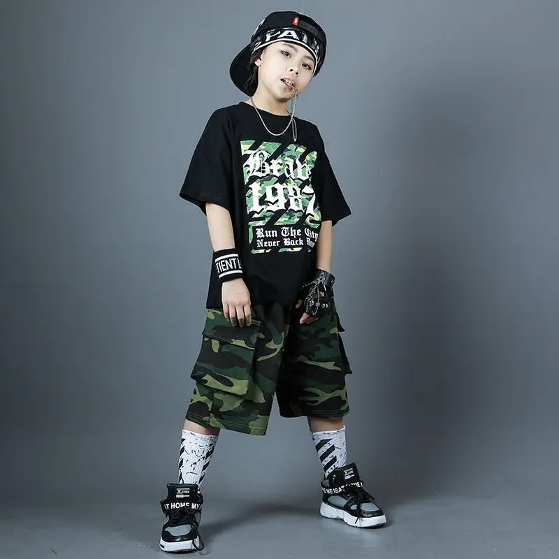 

2023 Korean Boys Fashion Contrast T-shirt Cargo Dance Shorts Children Loose Streetwear Kids Jazz Costumes Clothes Sets 4-14Years