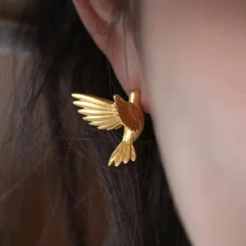 Korean Fashion Gold Color Flying Bird Earrings For Women Animal Jewelry 2025 Trending New Women's Dove Earrings Accessories Gift