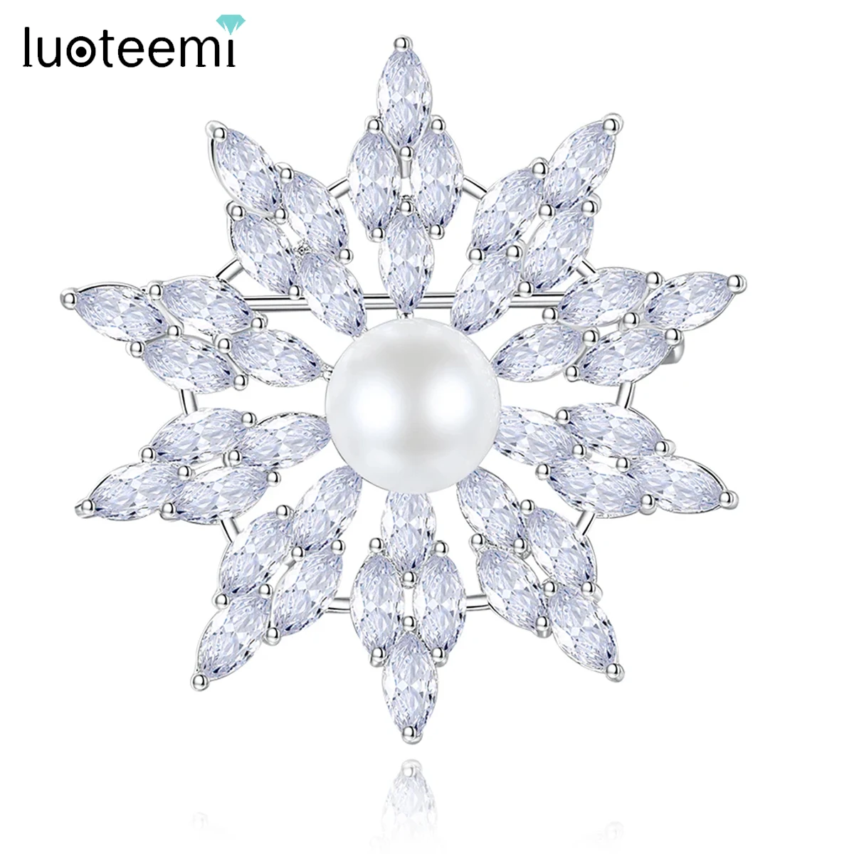 

Женская Брошь-Снежинка с фианитом, в форме снежинки