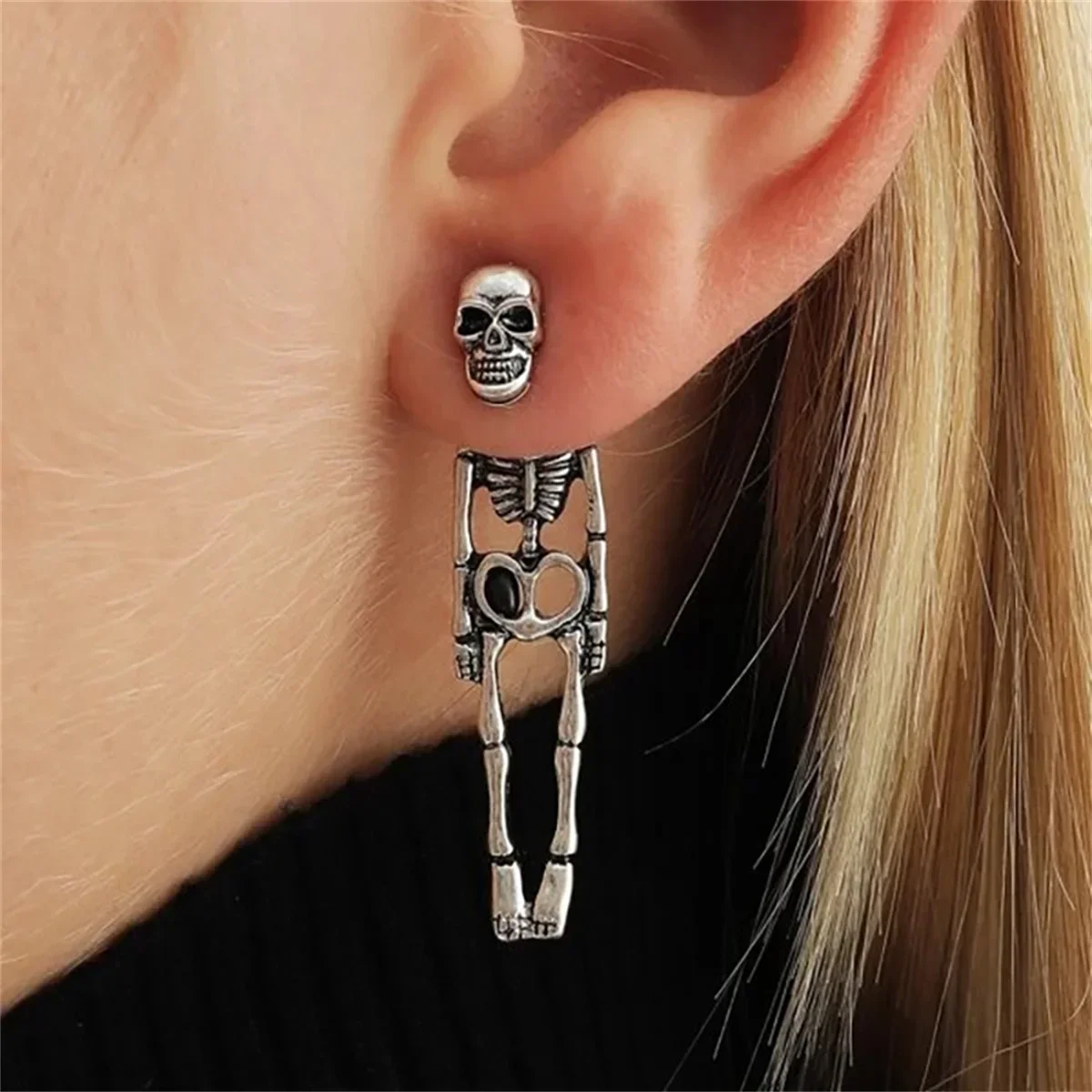 

Vintage Halloween Skeleton Dangle Earrings for Women Gothic Punk Dark Metal Skull Drop Earrings Girl Festival Party Jewelry Gift