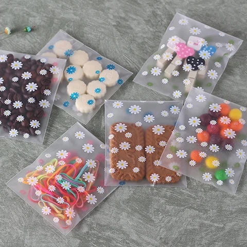 

50pcs/lot Translucent Dots Plastic Cookie Packaging Bags Cupcake Wrapper Self Adhesive Bags Birthday Party Wedding Decorations