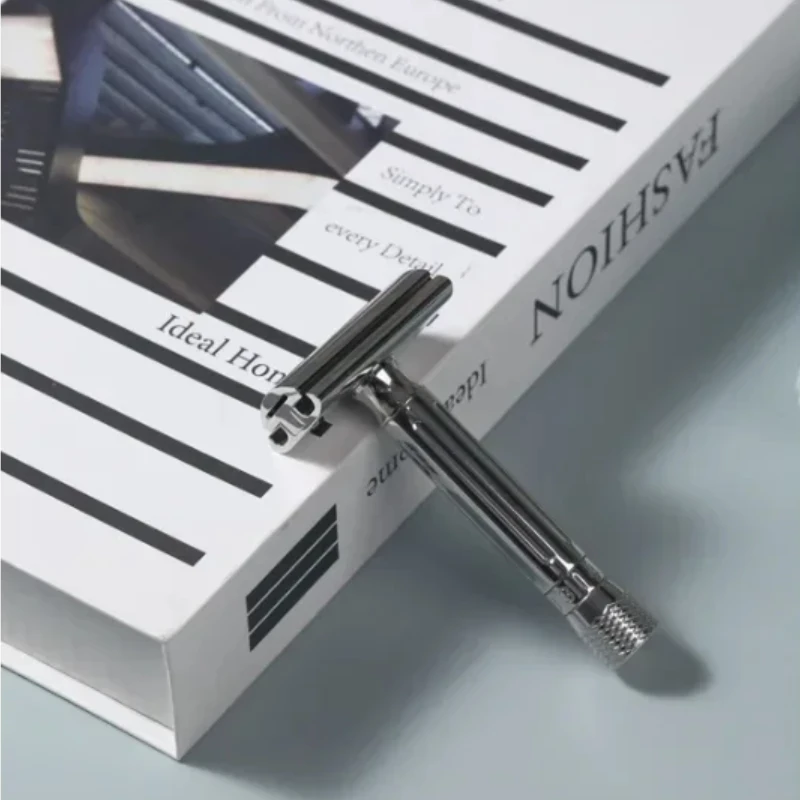 YAQI Avanti 스테인리스 스틸 조절식 안전 면도기, 약 111g 전문가급 품질의 수염 관리 도구, 남성용 정밀 면도