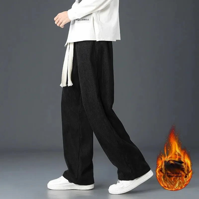 Black color fleece-lined