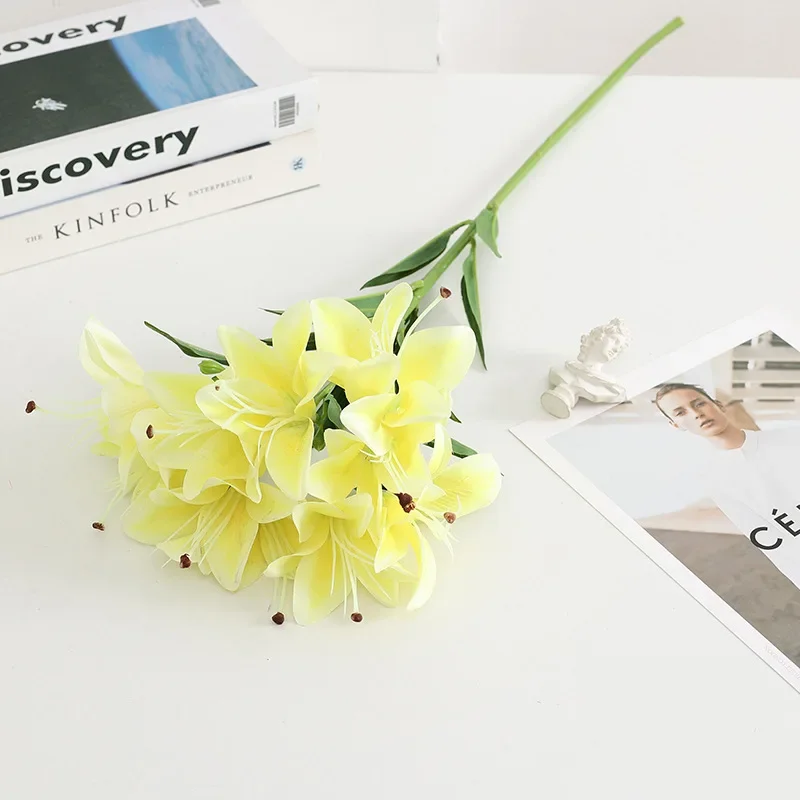Lebensechte künstliche Lilien-Arrangement – hochwertige künstliche Lilienstämme mit lebendigen Details für Schlafzimmer, Tischplatte, Event-Dekoration – Detail 10