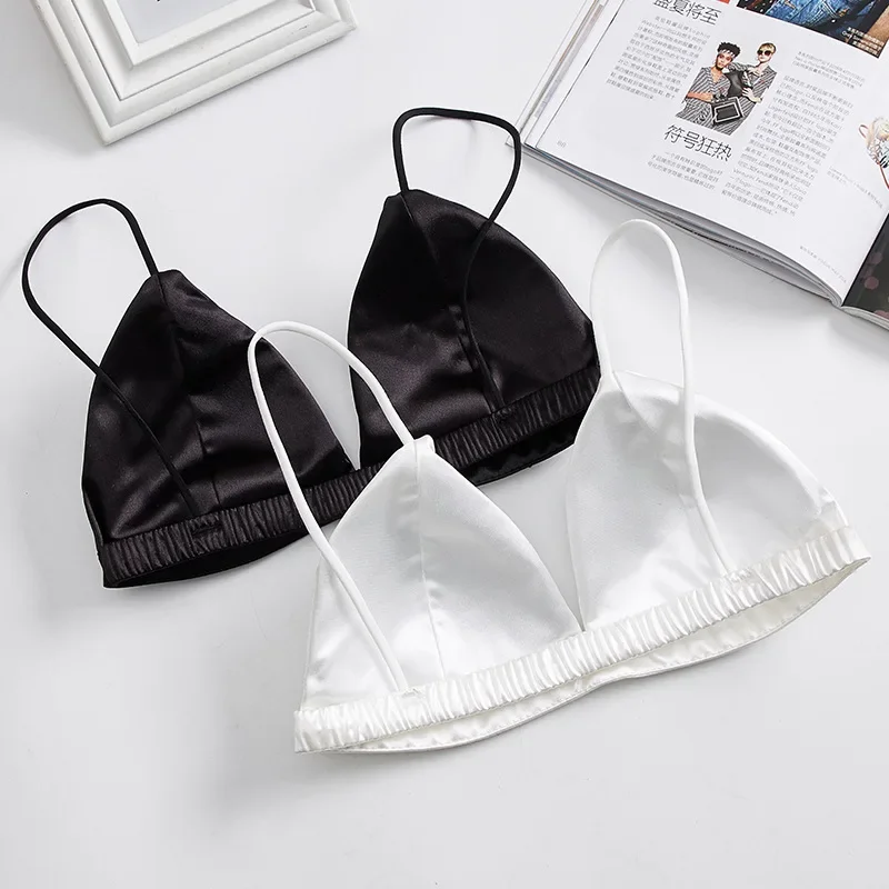 Steel Ring Free Smooth Triangle Cup Bra French Sexy Small Breast Bra Fresh and Simple Girl Back Thin Bra