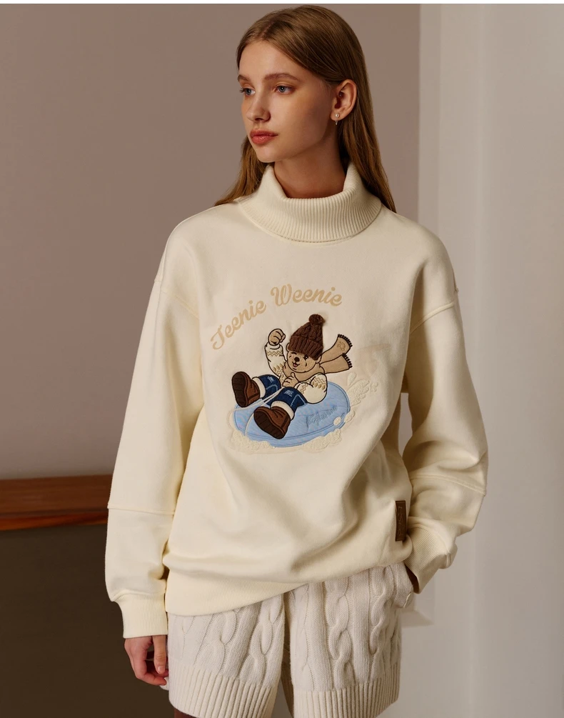 

Snow Skiing Bear Embroidery Tee,Fleece Flocking Winter Sweatshirts For Women, White Tops, Loose Casual Thick Hoodies, anime