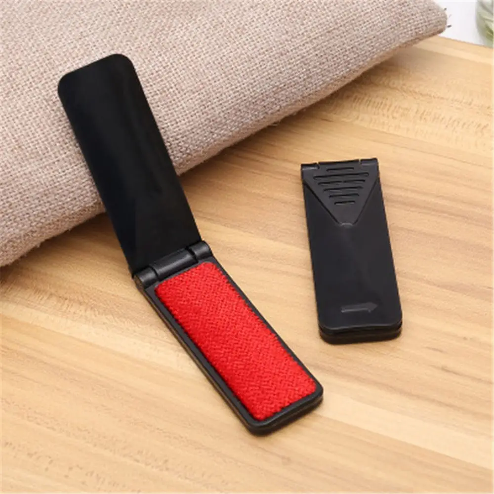 

Small Winter Coat Portable Household Electrostatic Static Remover Hair Cleaner Lint Dust