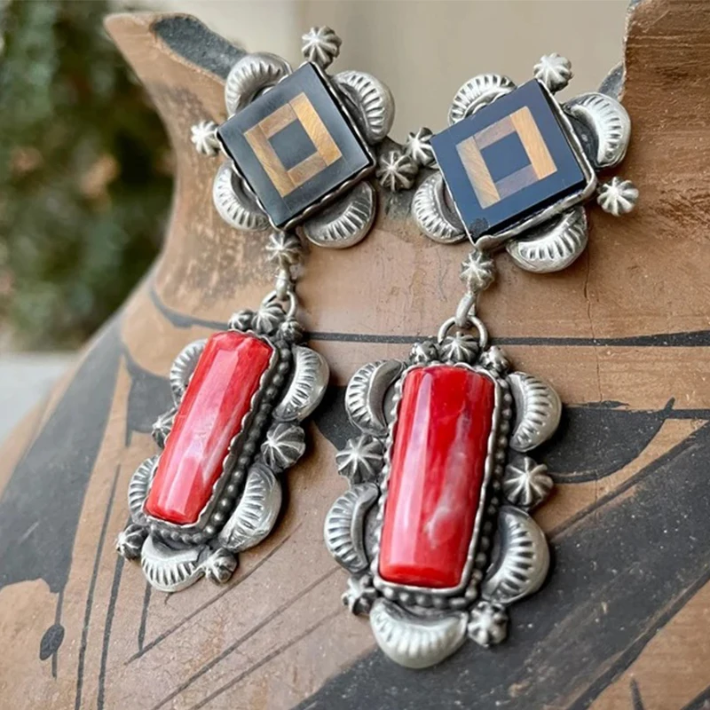

Vintage Ethnic Silver Color Dangle Earring For Women Fashion Retro Creativity Inlay Red Crystal Long Drop Earrings Jewelry Gifts