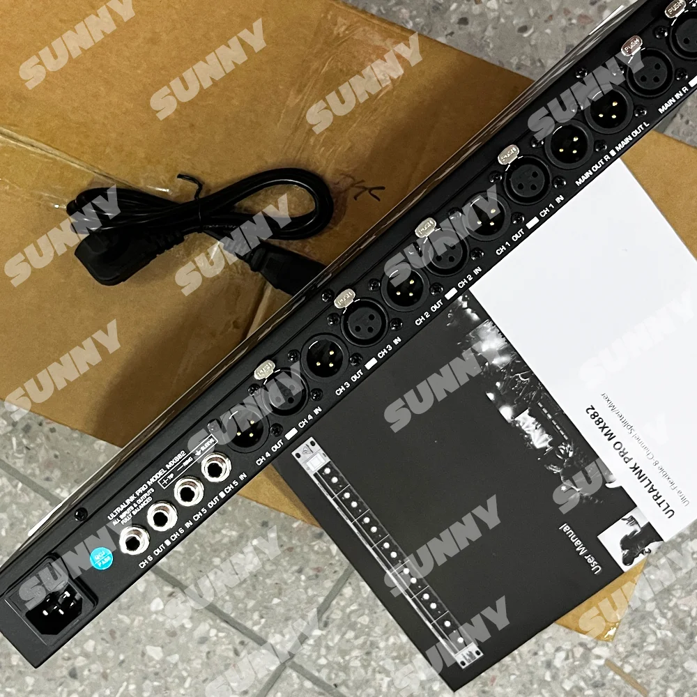 Audio Mixer Behringer Ultralink PRO MX882 Rackmount Mixer V2 Ultra-Flexible 8-Channel Splitter Mixer