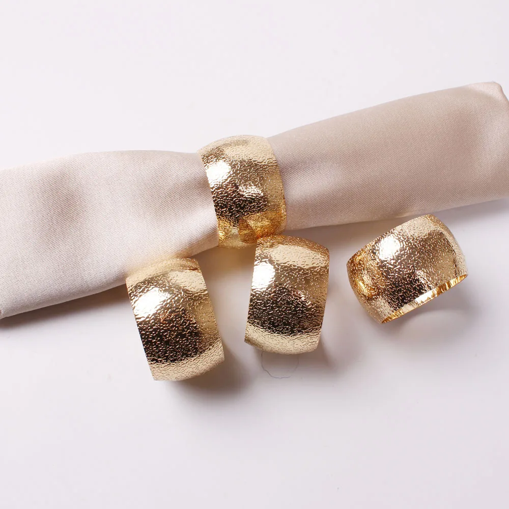 4PCS Metal Napkin Rings,Simple Ring Models Napkin Buckle, Wedding Napkin Holder,for Dining Room Family Dinner Table Decor